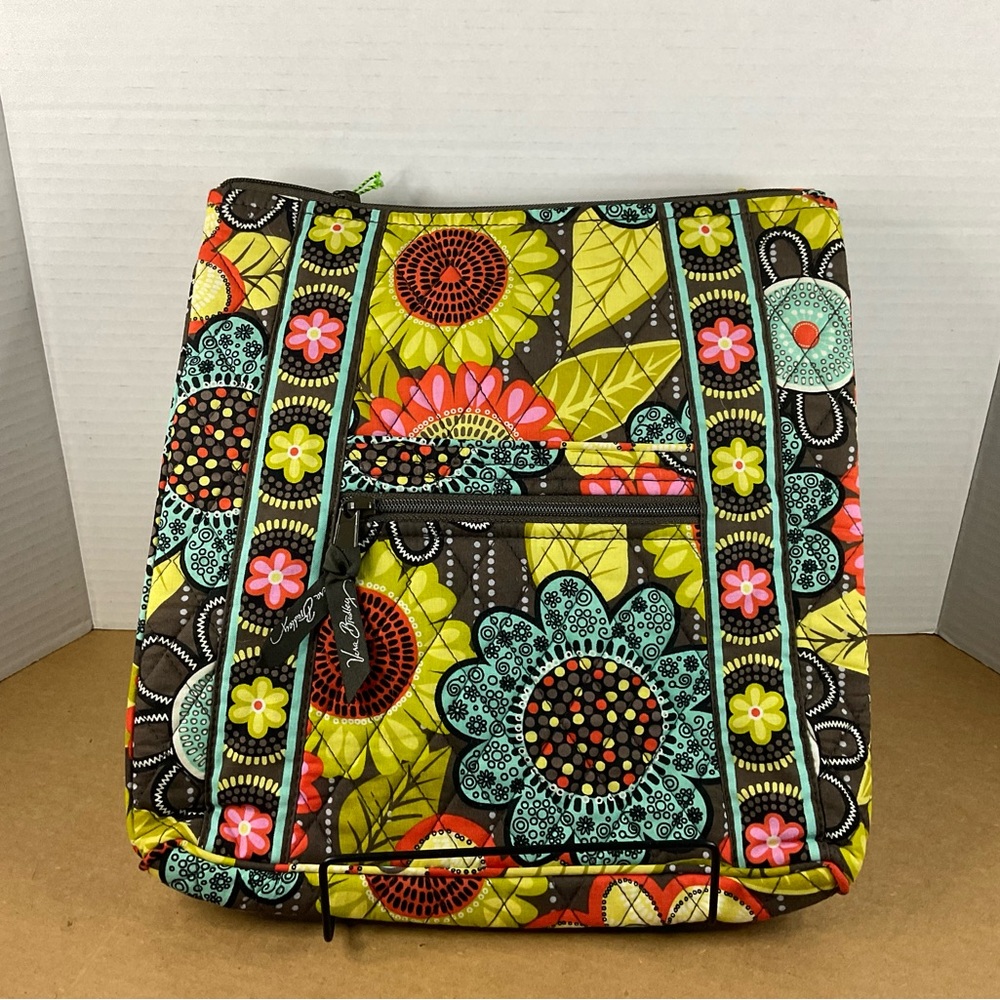 New Vera Bradley Flower Shower Hipster - Picture 2 of 7